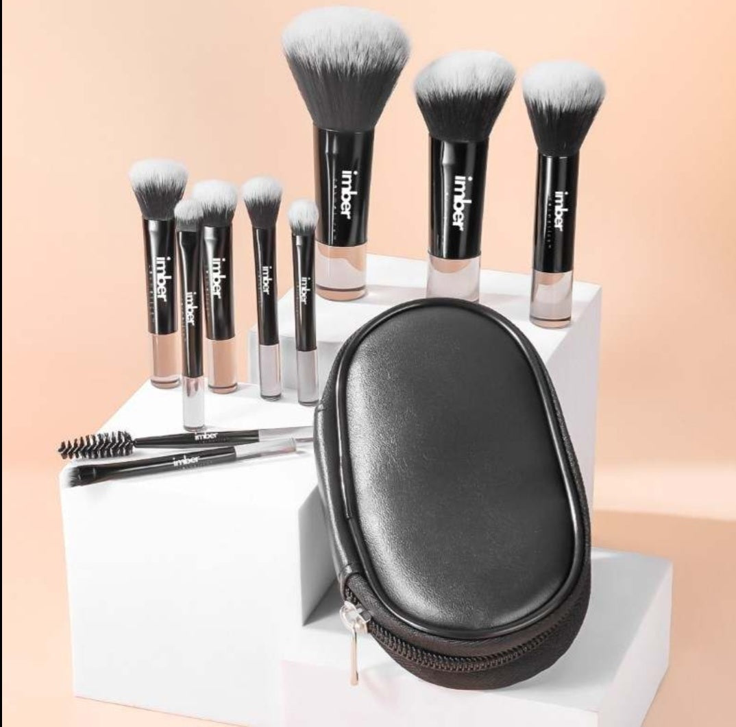 Bases Covered Brush Set